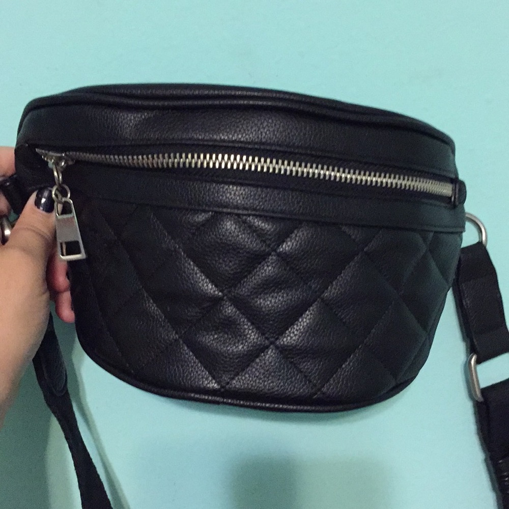 Black Fanny Pack